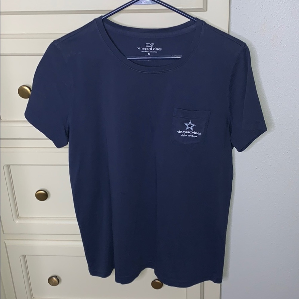 women’s Vineyard Vines/Dallas Cowboys shirt
